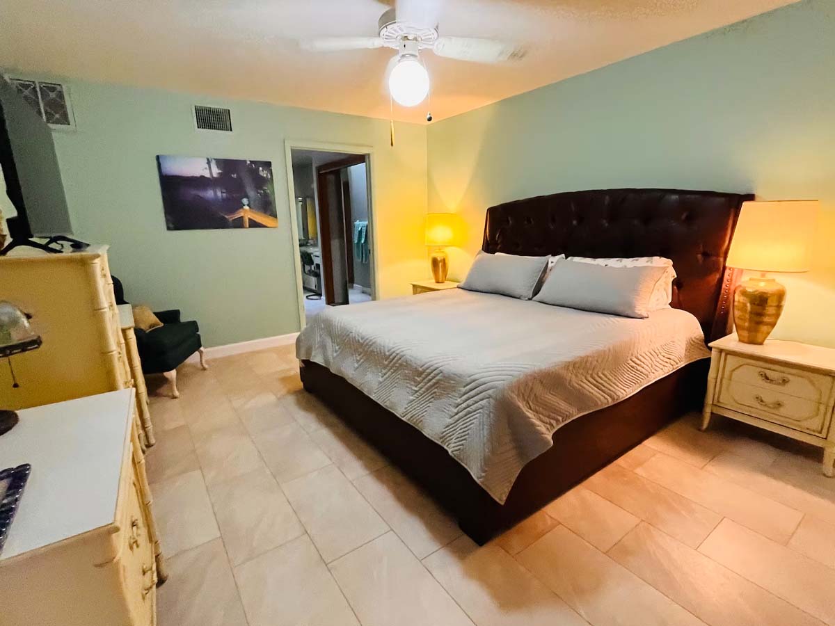 Art Deco on the Homosassa vacation rental